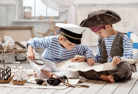 kinder_pirate